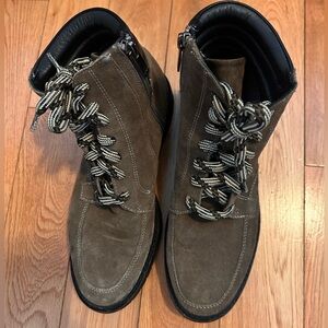 Aquatalia Mayra Weatherproof Brown Lace Up Suede Boots Size 7.5